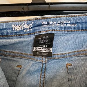 Size 14R mid rise jegging